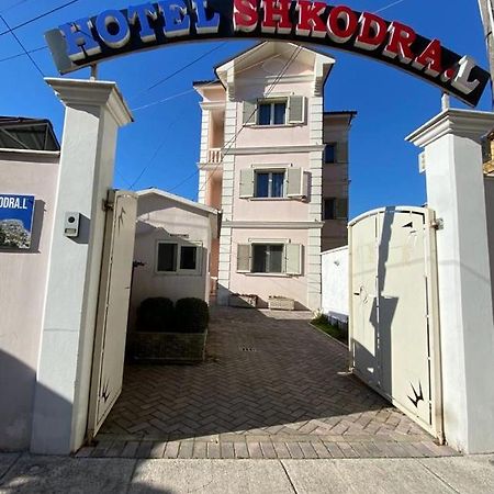 Hotel Shkodra L 외부 사진