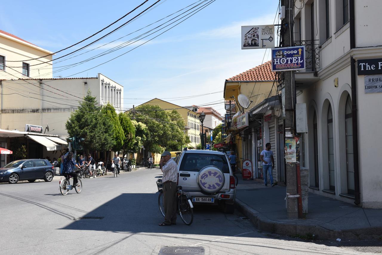 Hotel Shkodra L 외부 사진